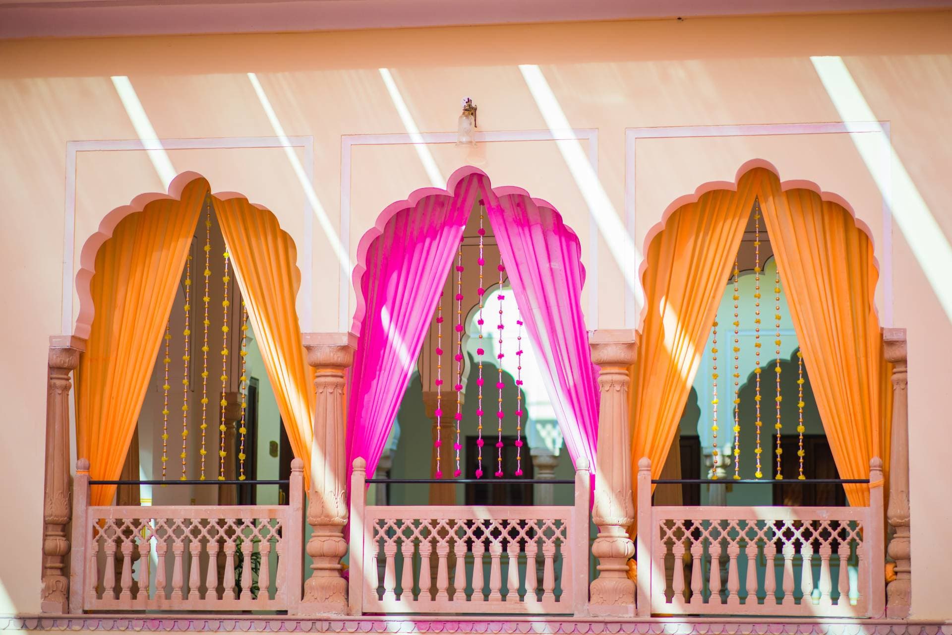 Celebrity Inspired Luxury weddings: How to Achieve a Star-Studded Affair